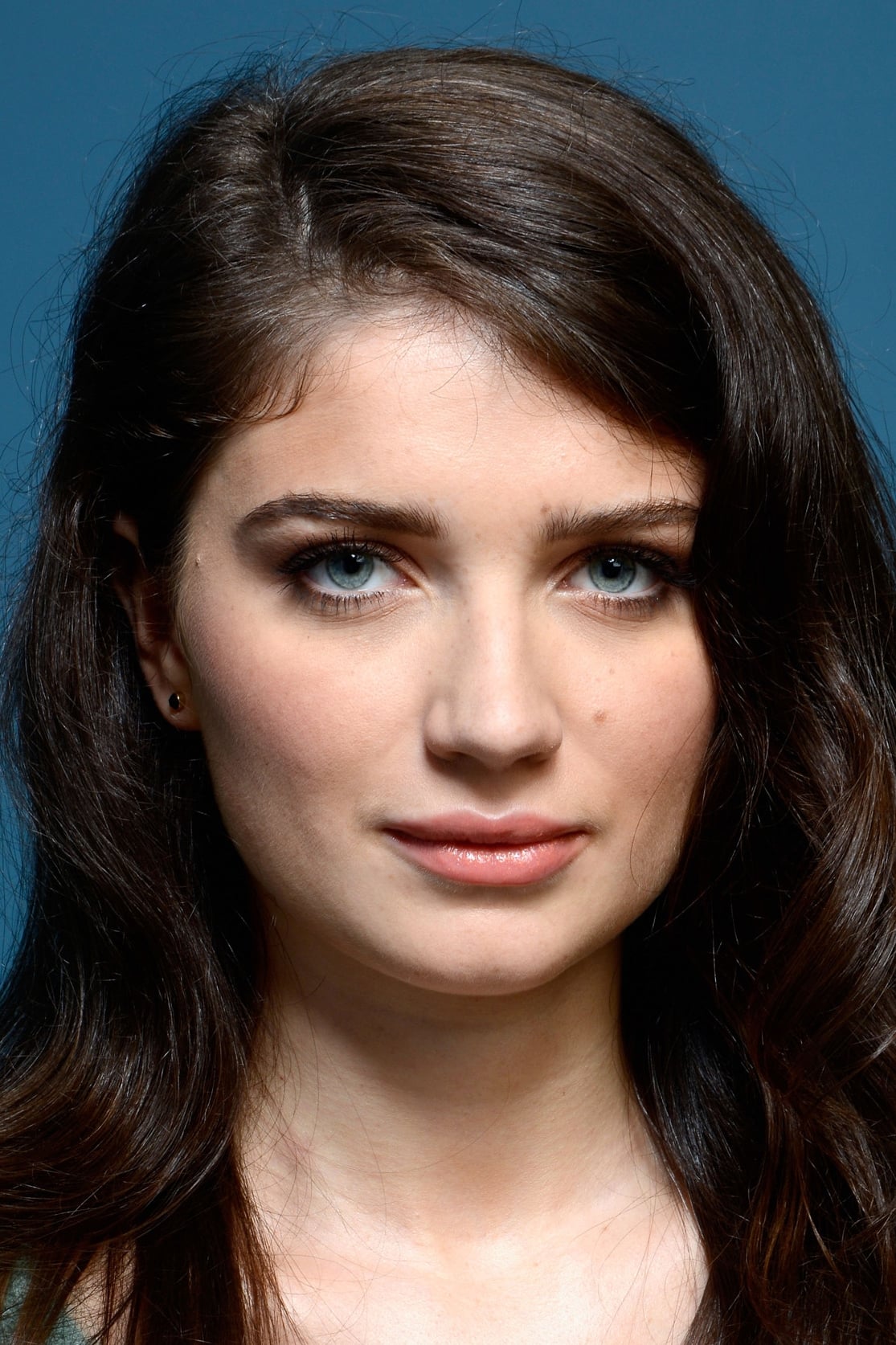 Смотреть популярные фильмы/сериалы онлайн с актером Eve Hewson в хорошем качестве