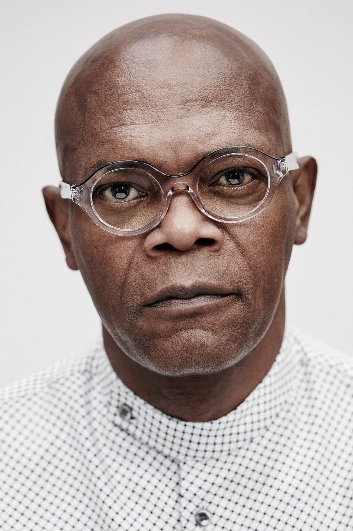 Смотреть популярные фильмы/сериалы онлайн с актером Samuel L. Jackson в хорошем качестве