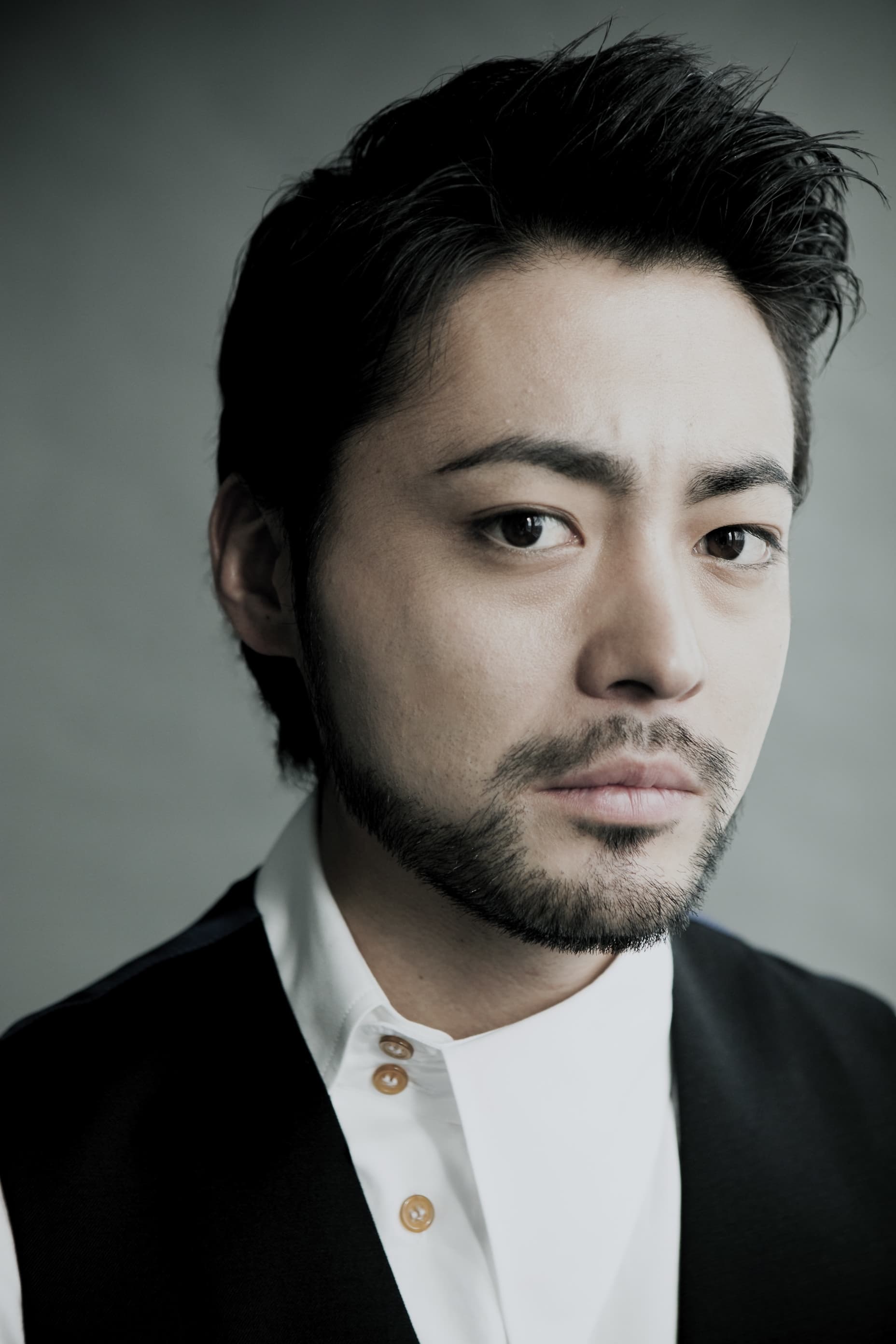 Смотреть популярные фильмы/сериалы онлайн с актером Takayuki Yamada в хорошем качестве