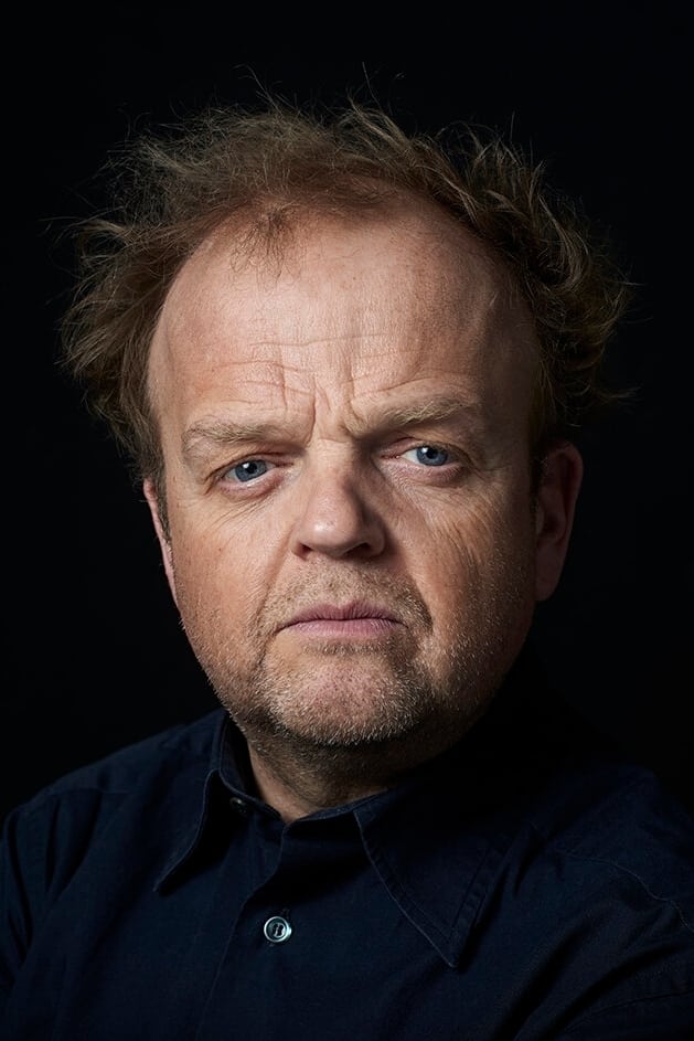 Смотреть популярные фильмы/сериалы онлайн с актером Toby Jones в хорошем качестве