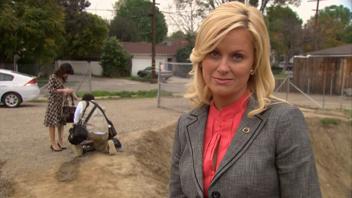Parks-and-Recreation-S1E3-352x198